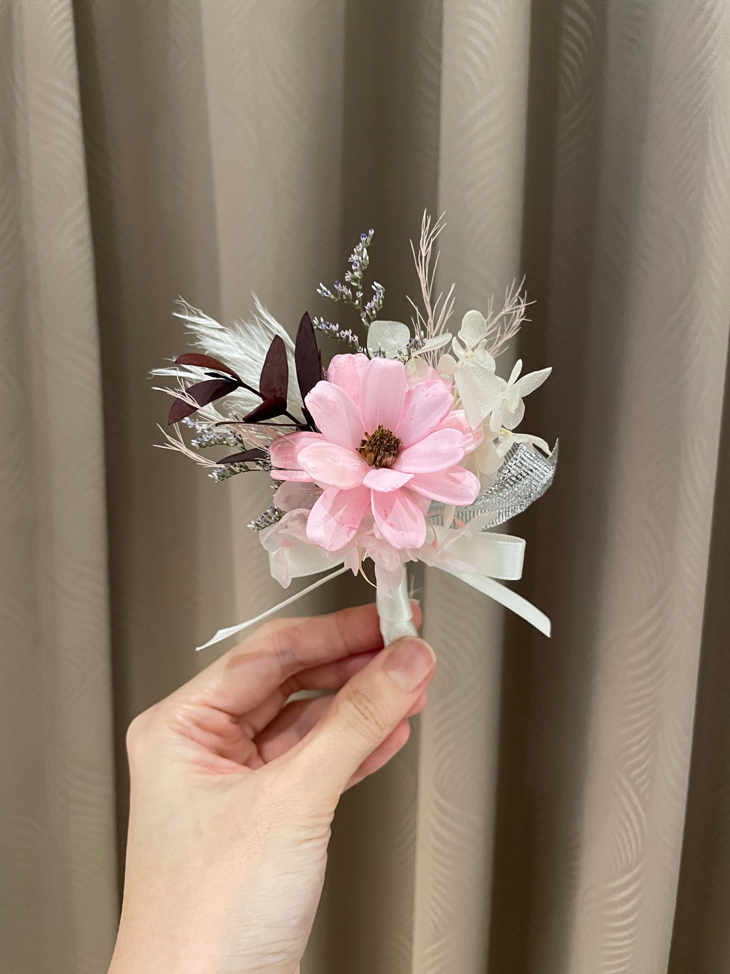 櫻花粉永生胸花 / 手腕花