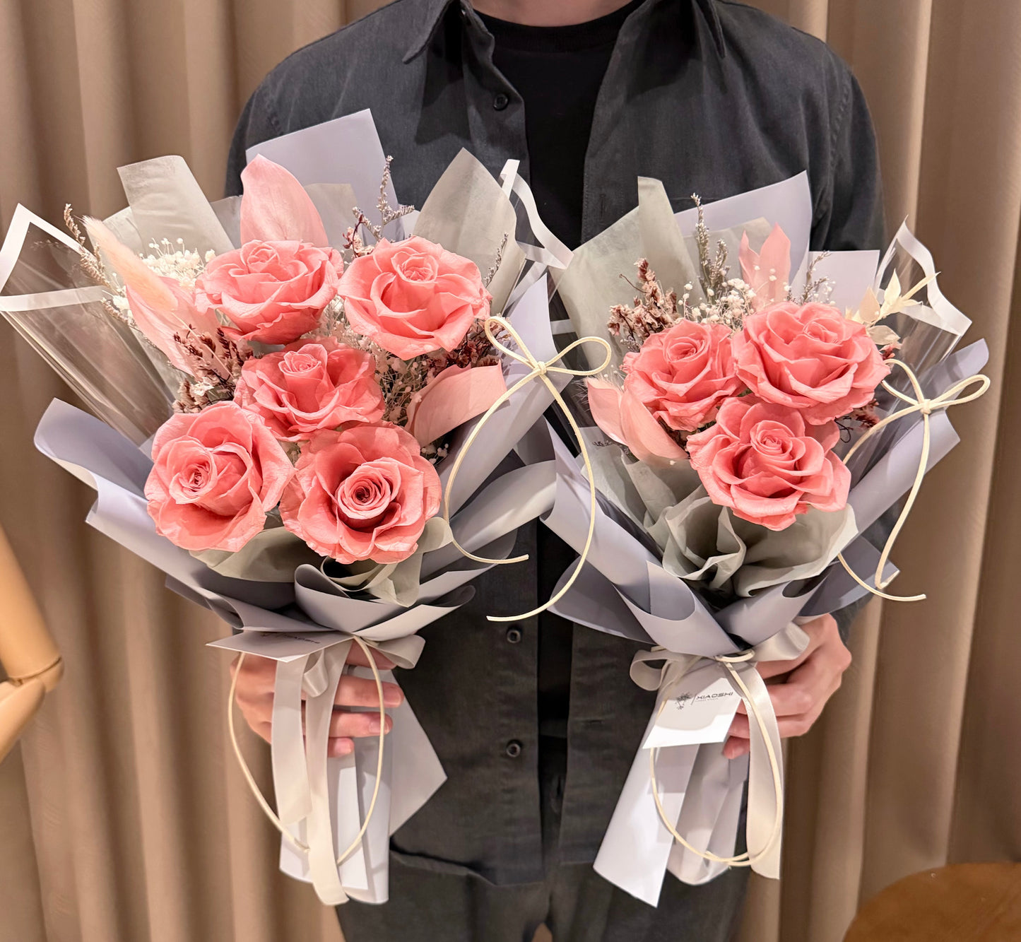 粉玫霧灰永生花束
