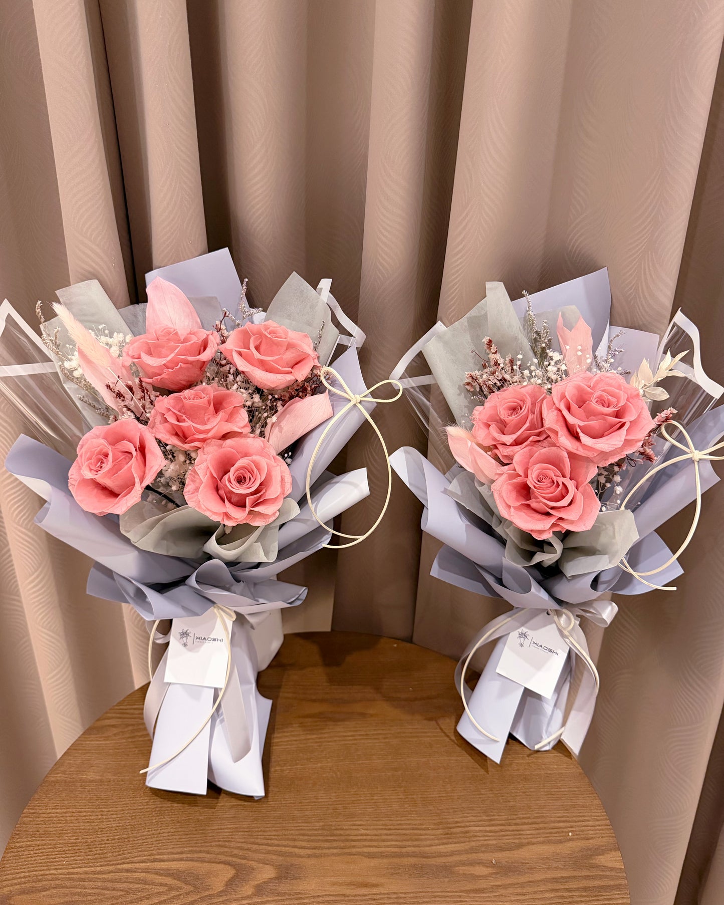 粉玫霧灰永生花束
