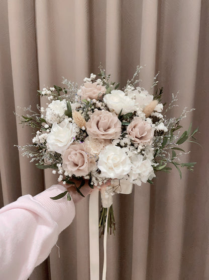 奶茶色永生捧花